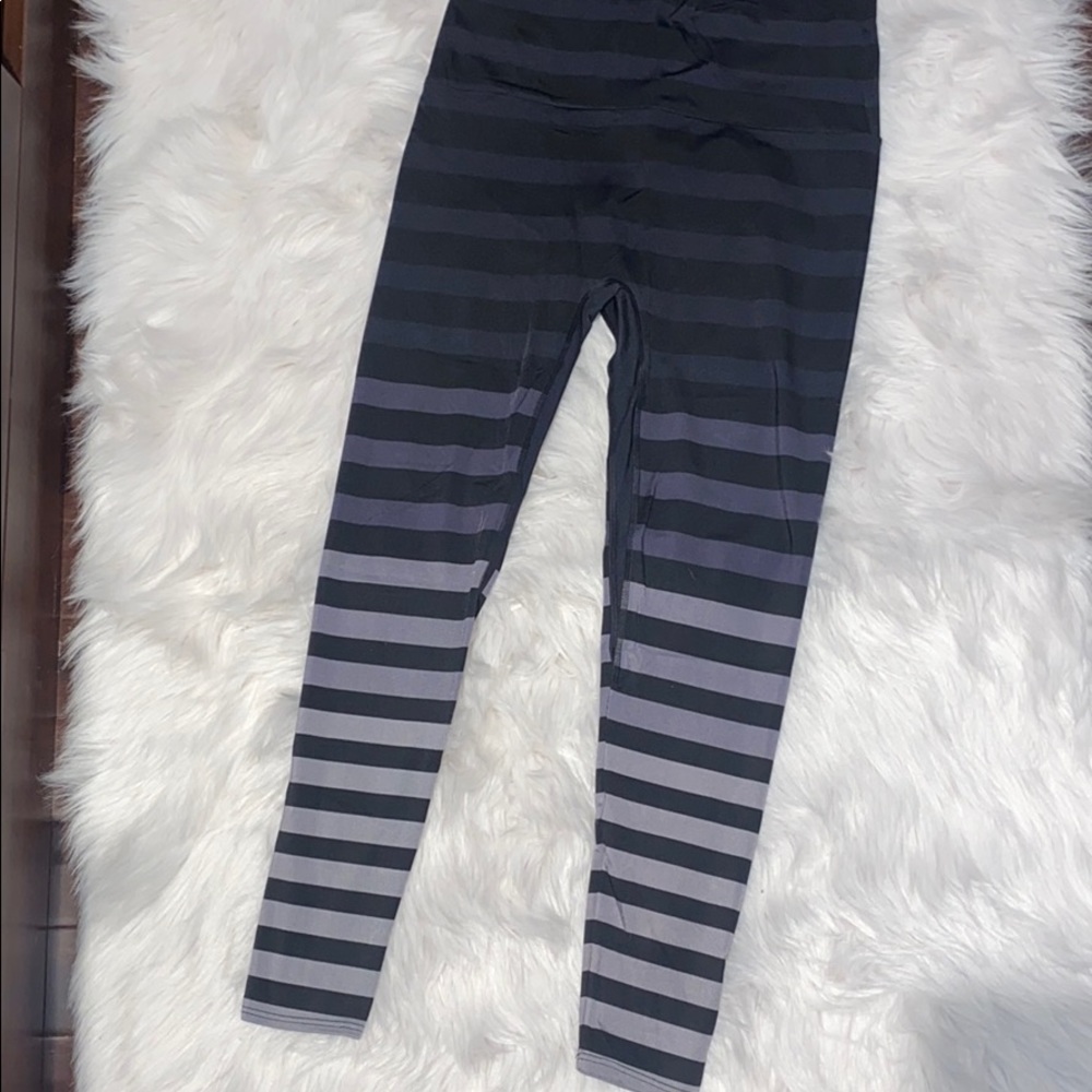 K Deer Striped Leggings